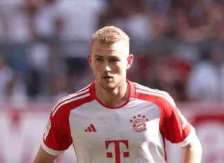 Man United Secures Deal to Sign De Ligt: Latest Transfer News news-10082024-180432