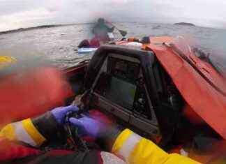 Rescue Mission: East Lothian RNLI Saves Children in Danger Amid Strong Winds news-22082024-065347