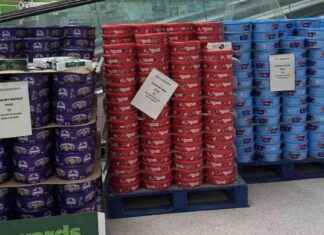Surprising Christmas Chocolate Stock at Asda Leaves Shoppers Stunned news-04092024-232959