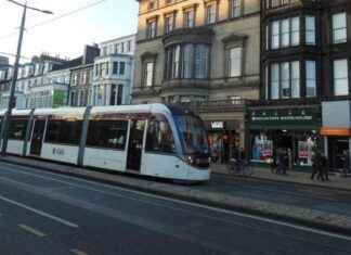 Disgruntled Tourist Reviews Edinburgh Budget Hotel: Tiny Room and Overpriced Hot Water news-18092024-153448