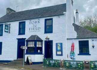 Heartfelt Announcement from Much-Loved West Lothian Pub Owners news-21092024-111134