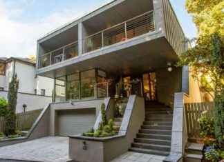 Futuristic Edinburgh Home for Sale at £1m: A Modern Marvel in the Market news-28092024-014318