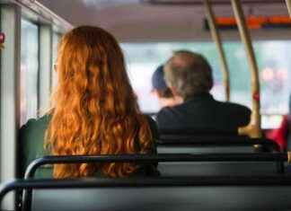 Heartless bus passenger refuses to give up seat for elderly woman news-14102024-134617