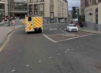 Teenagers charged with robbery and assault in Edinburgh news-31102024-133658