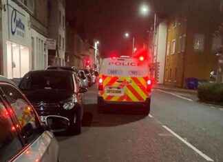 Youth Disruption at Midlothian Pool Hall Sparks Police Response news-09112024-155953