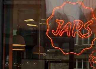 US Dessert Cafe Makes UK Debut in Edinburgh Near The Meadows news-17112024-162658