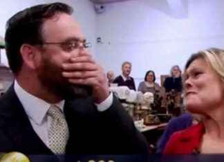 Antiques Road Trip: £60 Household Item Fetches £20,000 Profit antiques-road-trip-60-household-tem-fetches-20000-profit