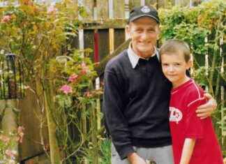 Fighting Back Against Scammers: Grandfather’s Money Stolen fighting-back-against-scammers-grandfathers-money-stolen