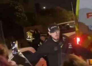 Police remove Scottish ‘abuser’ from home amid angry mob protest police-remove-scottish-abuser-from-home-amid-angry-mob-protest