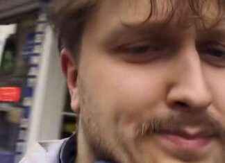 Unusual Experience at Edinburgh Cafe: Decent Food, Hospital Escapee unusual-experience-at-edinburgh-cafe-decent-food-hospital-escapee