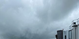 Airlines Edinburgh To Dublin: Which Offers The Best Flight Experience?