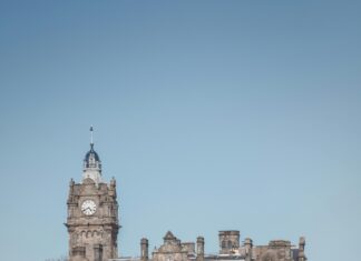 Hotels Near Royal Mile Edinburgh: Discover Unbeatable Stays Today