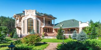 Edinburgh Manor Iowa: Discover The Hidden Gem Of Elegant Living