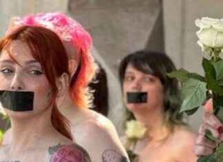 Transgender Women Protest Topless at Scottish Parliament Against Supreme Court Decision transgender-women-protest-topless-at-scottish-parliament-against-supreme-court-decision