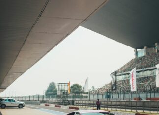 V12 Sports And Classics Hinckley: Discover Stunning Luxury Cars Today