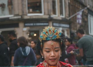 Edinburgh Fringe: Unmissable Shows and Insider Secrets Revealed