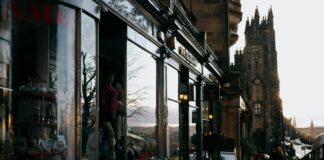 Auctioneers Edinburgh: Discover Expert Tips To Maximise Your Sale