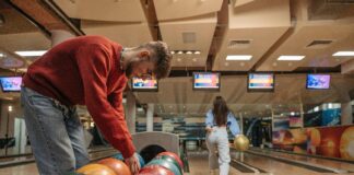 Rocks Lane Multi Sports Centre: Discover Exciting Activities Near You