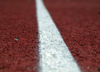 When Does Sports Direct Close? Discover Their Hours Now!