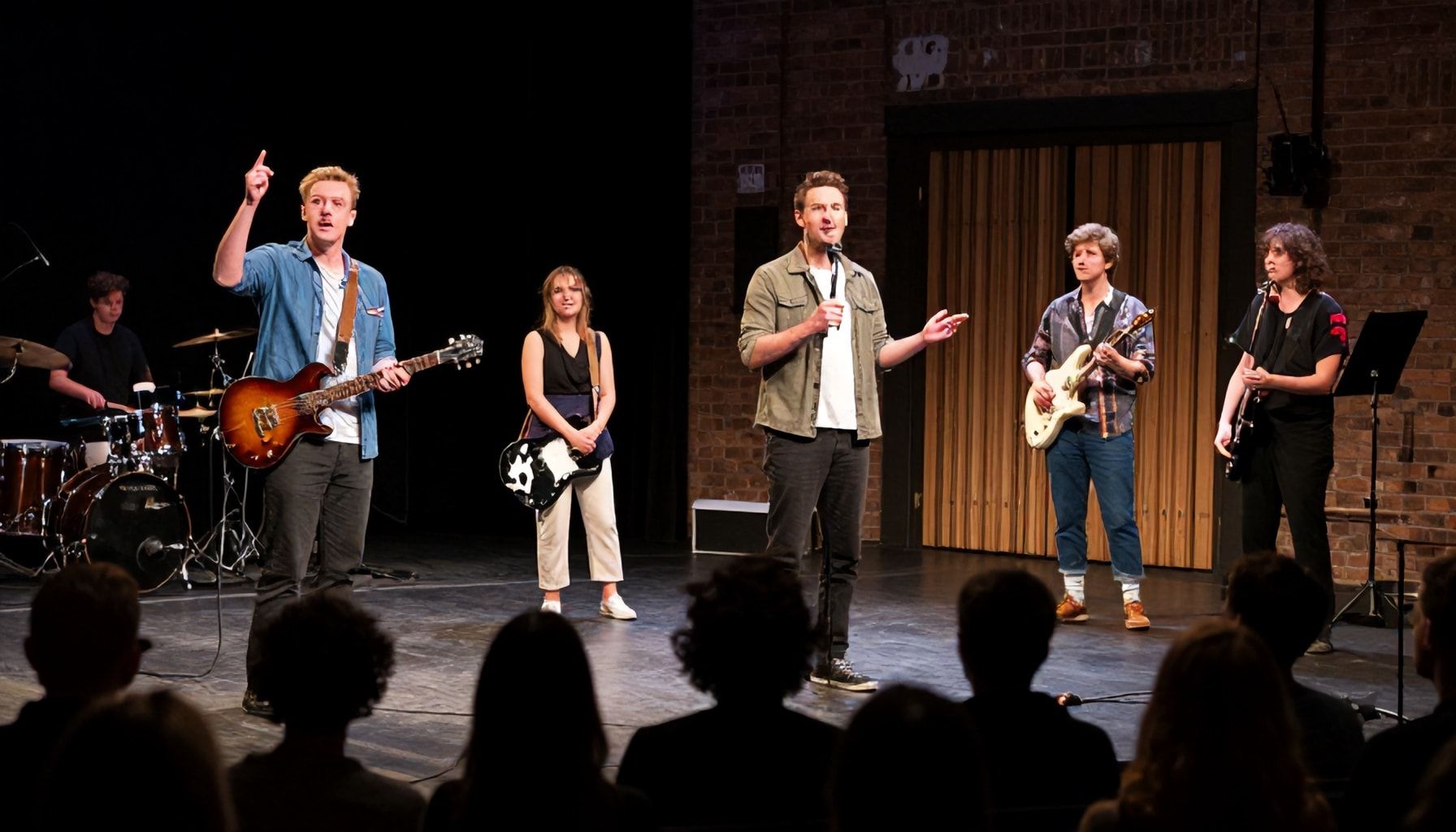 How to Discover Hidden Gems Beyond the Big Venues at the Fringe*