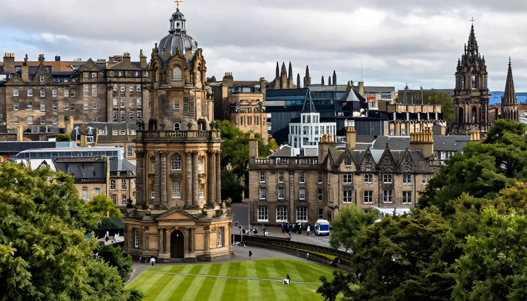 How to Make the Most of Your Time at Edinburgh’s World-Renowned Campus*