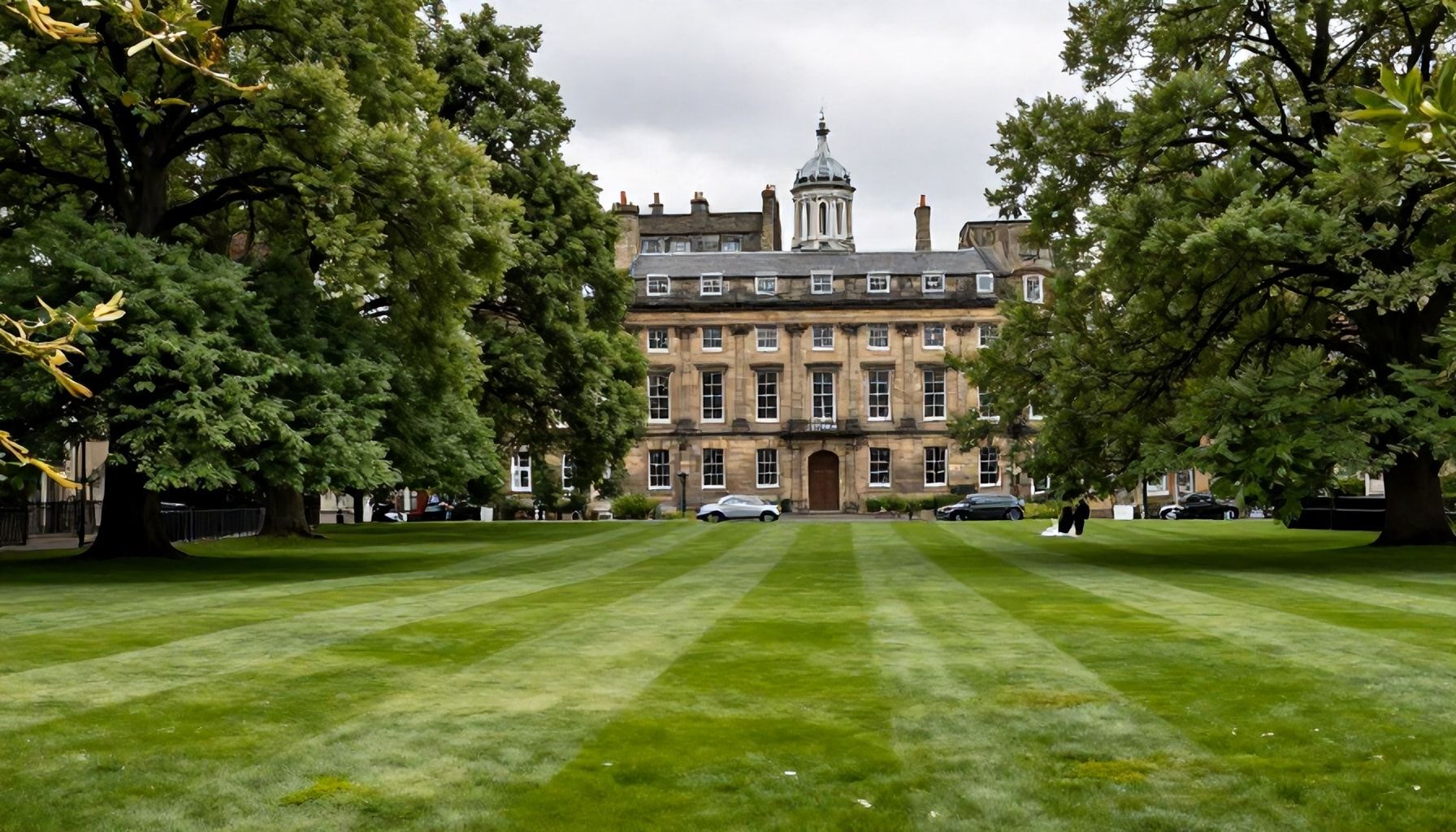 Why Pitcairn Grove is the Perfect Urban Retreat for Edinburgh Locals and Visitors*