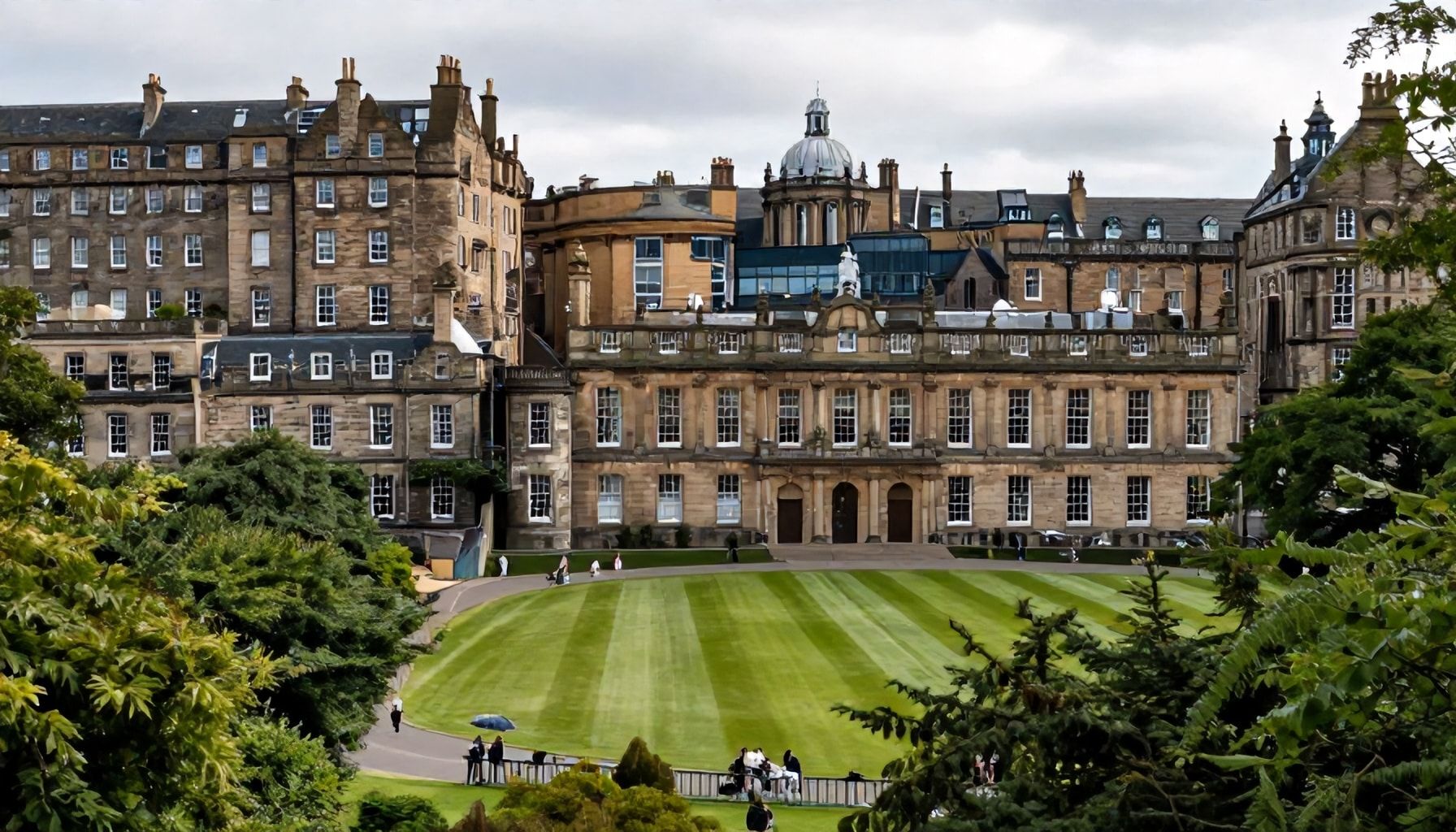 Why The Balmoral’s Location is Edinburgh’s Best-Kept Secret*