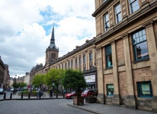 Edinburgh’s Hidden Gems: Exploring the City’s Lesser-Known Attractions Edinburgh's Hidden Gems: Exploring the City's Lesser-Known Attractions